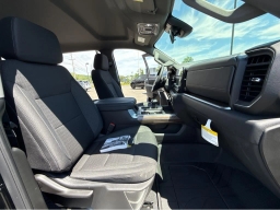 Chevrolet Silverado 1500 LT 4WD Crew Cab 157" 2026