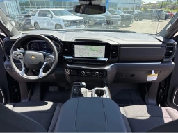 Chevrolet Silverado 1500 LT 4WD Crew Cab 157" 2026