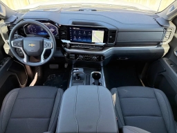 Chevrolet Silverado 1500 LT 4WD Crew Cab 147" 2026