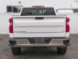 Chevrolet Silverado 1500 LT 4WD Crew Cab 157" 2026