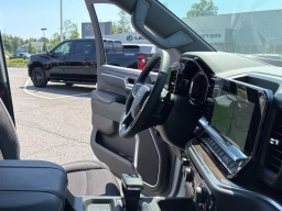Chevrolet Silverado 1500 RST 4WD Crew Cab 147" 2026