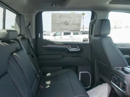 Chevrolet Silverado 1500 LTZ 4WD Crew Cab 157" 2026