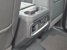 Chevrolet Silverado 1500 High Country 4WD Crew Cab 147" 2026