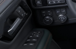 GMC Yukon AT4 4WD 4dr 2026