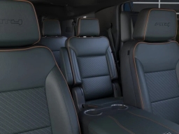 GMC Yukon AT4 4WD 4dr 2026