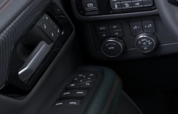 GMC Yukon AT4 4WD 4dr 2026