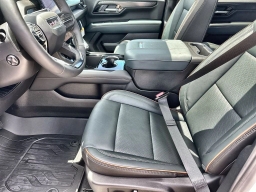 GMC Yukon AT4 4WD 4dr 2026