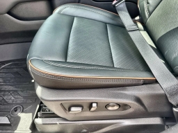 GMC Yukon AT4 4WD 4dr 2026