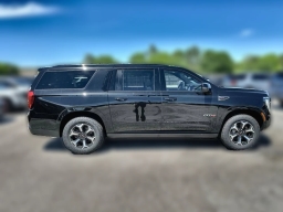 GMC Yukon XL AT4 4WD 4dr 2026