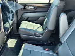 GMC Yukon XL AT4 4WD 4dr 2026