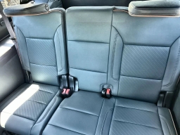 GMC Yukon XL AT4 4WD 4dr 2026
