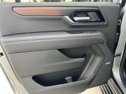 GMC Yukon XL Denali 4WD 4dr 2026