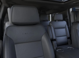 GMC Yukon XL Denali 4WD 4dr 2026
