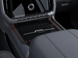 GMC Yukon XL Denali 4WD 4dr 2026