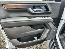 GMC Yukon XL Denali 4WD 4dr 2026