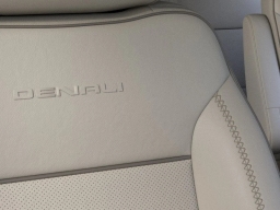 GMC Yukon XL Denali 4WD 4dr 2026