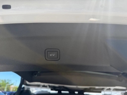 GMC Yukon XL Denali Ultimate 4WD 4dr 2026