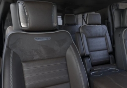 GMC Yukon XL Denali Ultimate 4WD 4dr 2026