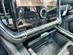 GMC Yukon AT4 Ultimate 4WD 4dr 2026