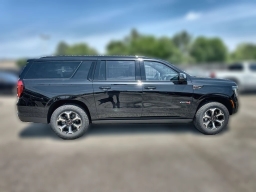 GMC Yukon XL AT4 Ultimate 4WD 4dr 2026