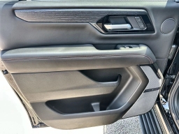 GMC Yukon XL AT4 Ultimate 4WD 4dr 2026