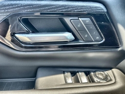 GMC Yukon XL AT4 Ultimate 4WD 4dr 2026