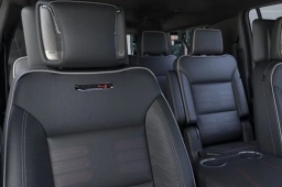 GMC Yukon XL AT4 Ultimate 4WD 4dr 2026