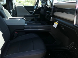 GMC HUMMER EV SUV 2X e4WD 4dr 2026