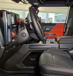 GMC HUMMER EV SUV 3X e4WD 4dr 2026
