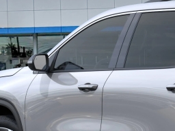 Chevrolet Traverse FWD LT 4dr 2026