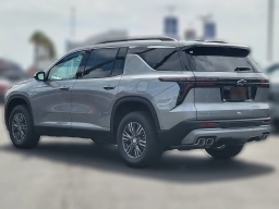 Chevrolet Traverse FWD LT 4dr 2026