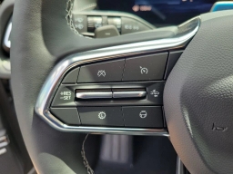 Chevrolet Traverse FWD LT 4dr 2026