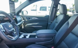 Chevrolet Traverse FWD LT 4dr 2026