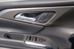Chevrolet Traverse FWD LT 4dr 2026