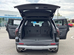 Chevrolet Traverse FWD LT 4dr 2026