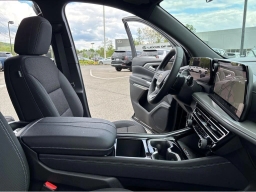 Chevrolet Traverse FWD LT 4dr 2026