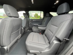 Chevrolet Traverse FWD LT 4dr 2026