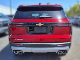 Chevrolet Traverse FWD LT 4dr 2026