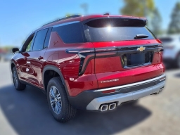 Chevrolet Traverse FWD LT 4dr 2026