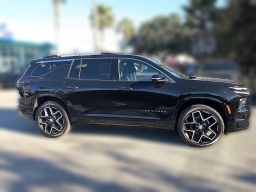 Chevrolet Traverse FWD High Country 4dr 2026