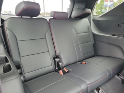 Chevrolet Traverse FWD RS 4dr 2026