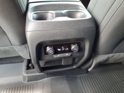 Chevrolet Traverse AWD LT 4dr 2026
