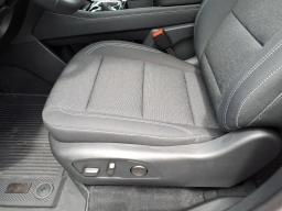 Chevrolet Traverse AWD LT 4dr 2026