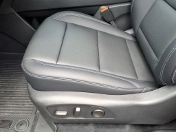 Chevrolet Traverse AWD LT 4dr 2026