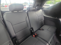 Chevrolet Traverse AWD LT 4dr 2026