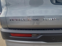 Chevrolet Traverse AWD LT 4dr 2026