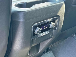 Chevrolet Suburban LS 2WD 4dr 2026