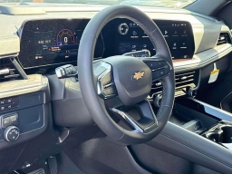 Chevrolet Suburban LS 2WD 4dr 2026