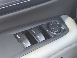 Chevrolet Suburban LS 2WD 4dr 2026