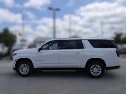 Chevrolet Suburban LS 2WD 4dr 2026